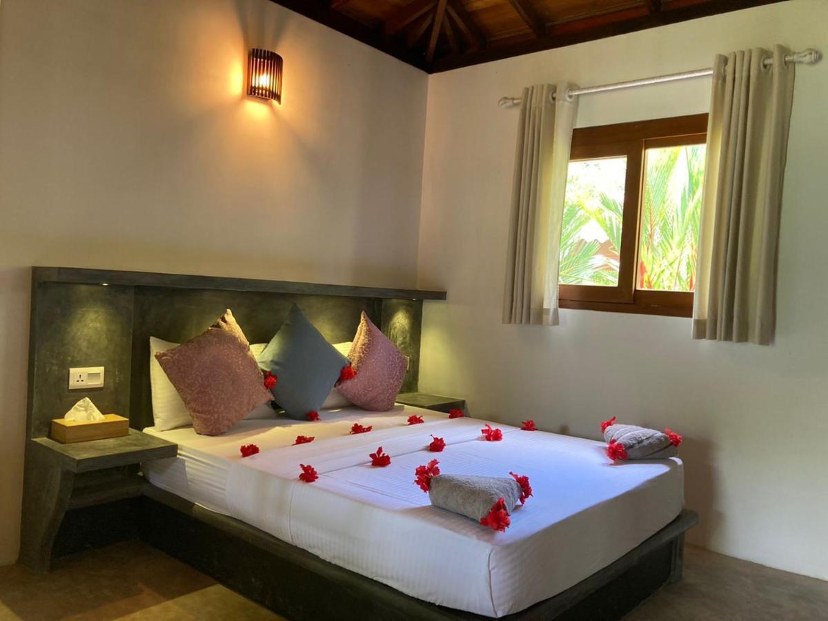 Avalon Village Resort Induruwa Extérieur photo