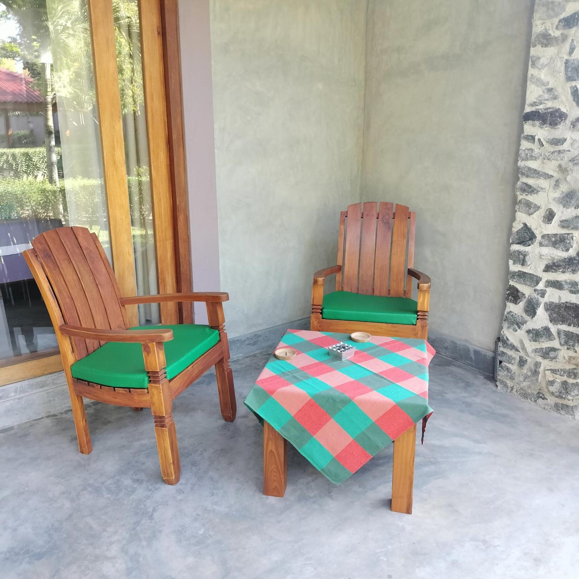 Avalon Village Resort Induruwa Extérieur photo