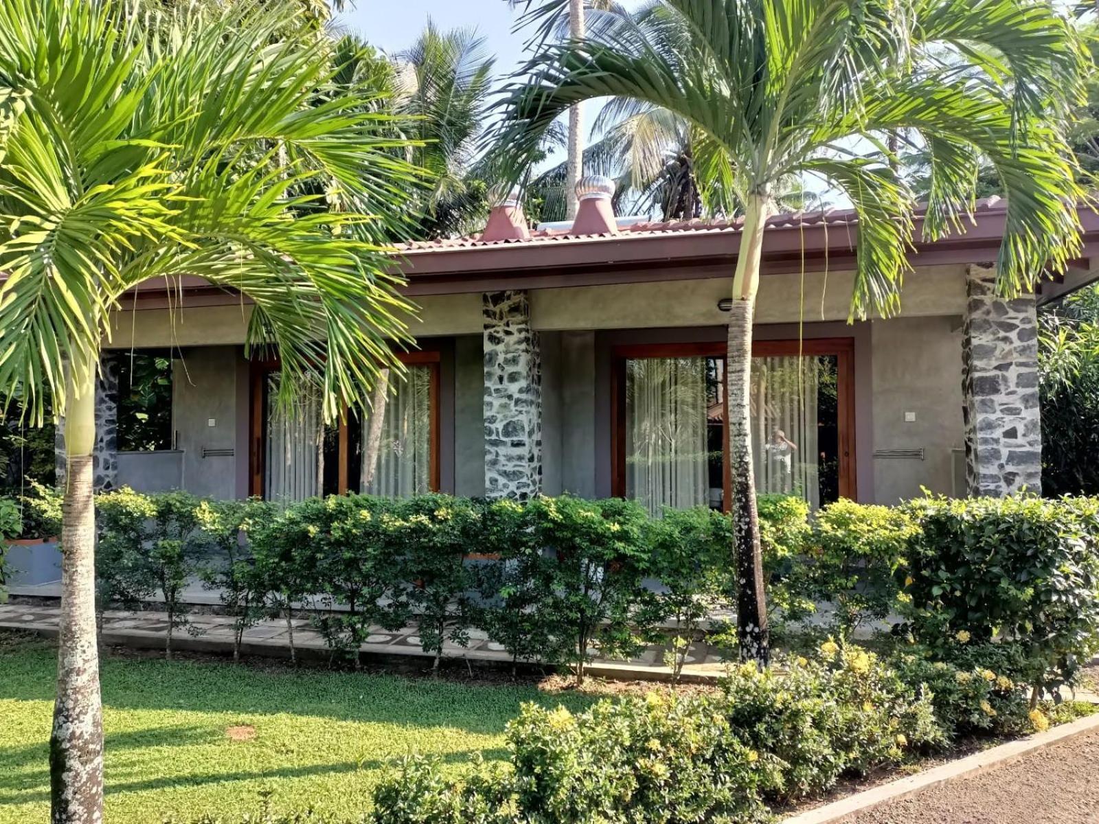 Avalon Village Resort Induruwa Extérieur photo
