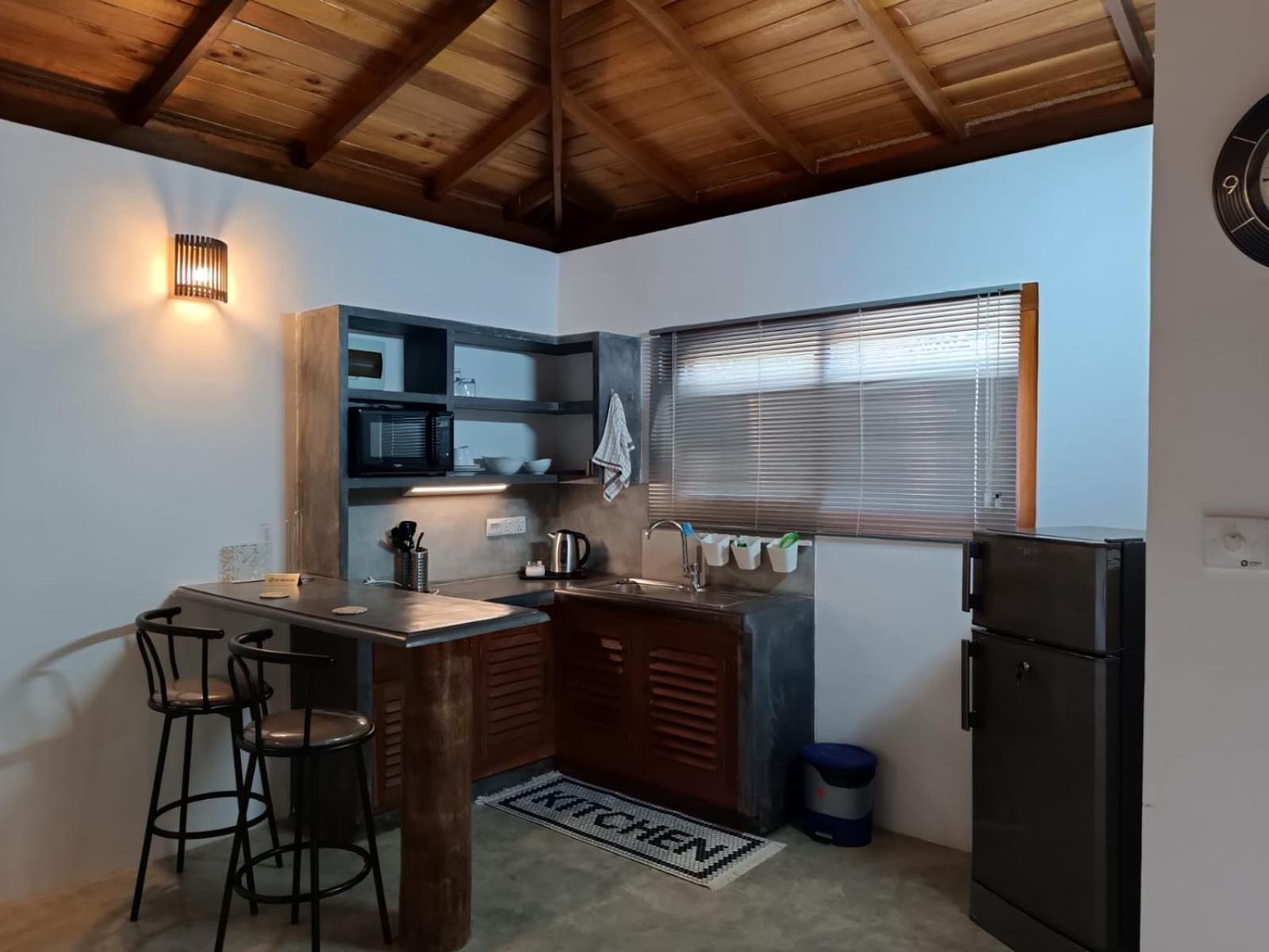 Avalon Village Resort Induruwa Extérieur photo