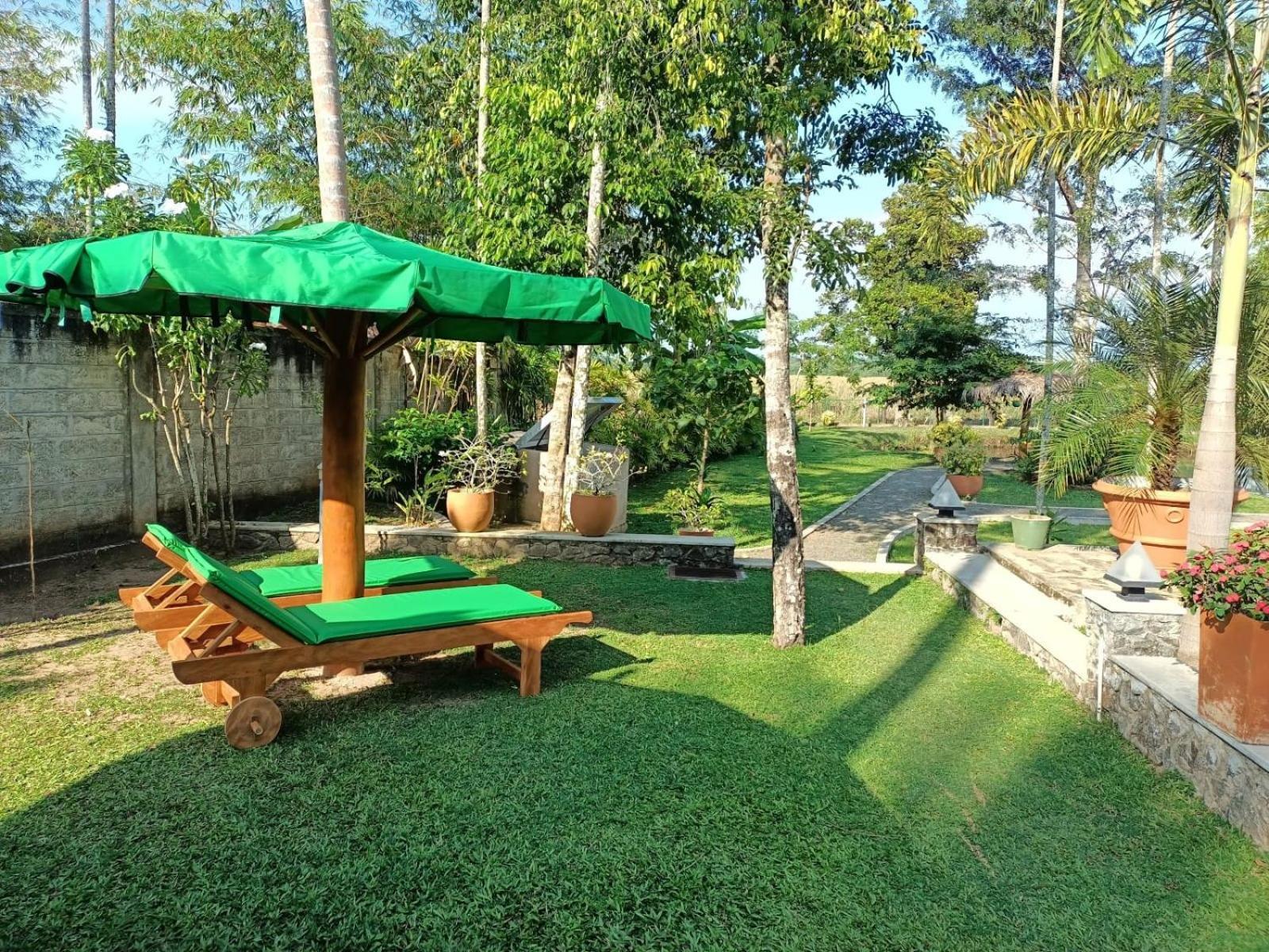 Avalon Village Resort Induruwa Extérieur photo